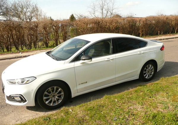 Ford Mondeo cena 77900 przebieg: 78600, rok produkcji 2019 z Koszalin małe 631